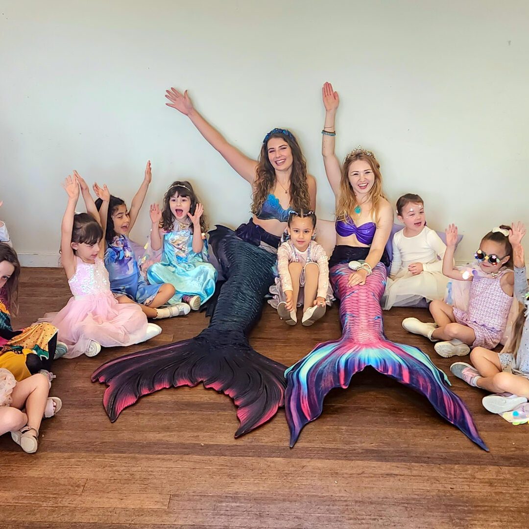 Indoor land kids mermaid party theme